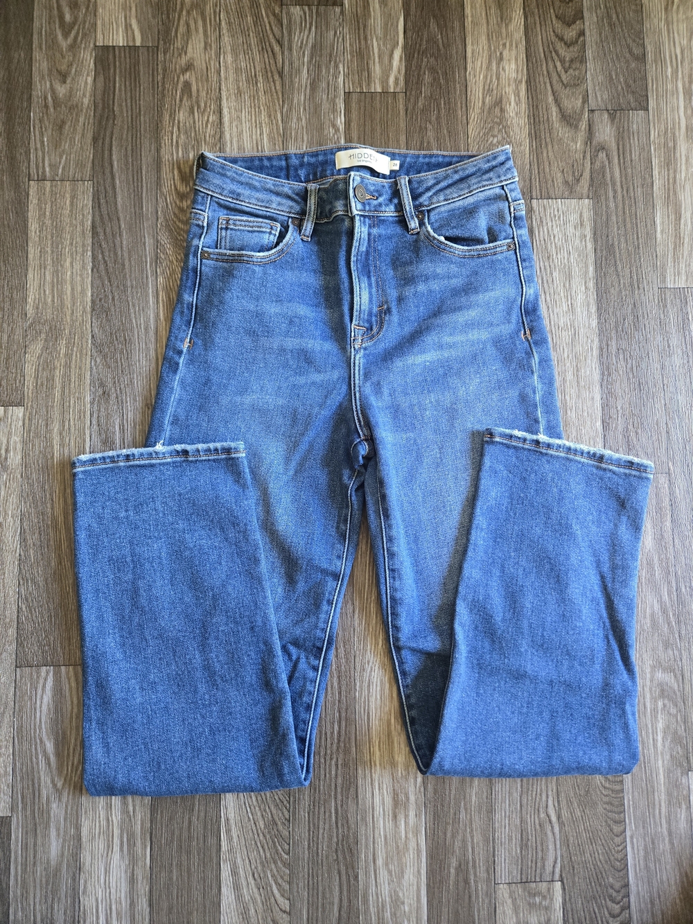 Hidden High Rise Tracey Straight Jean in Medium Blue Wash Women's Size 26 - Picture 10 of 10
